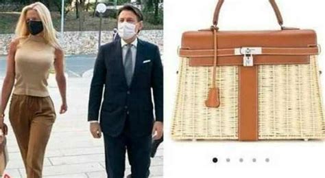 borsa hermes compagna conte|Olivia Paladino, smontato il caso borsa: non è Hermes .